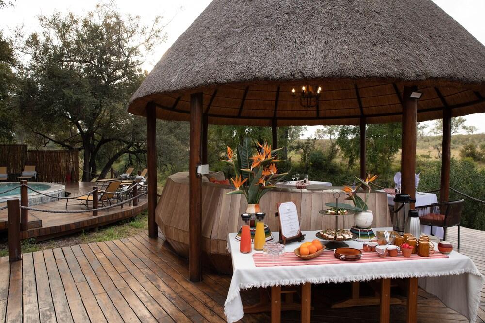 Hoyo Hoyo Safari Lodge Mluwati Concession Екстер'єр фото